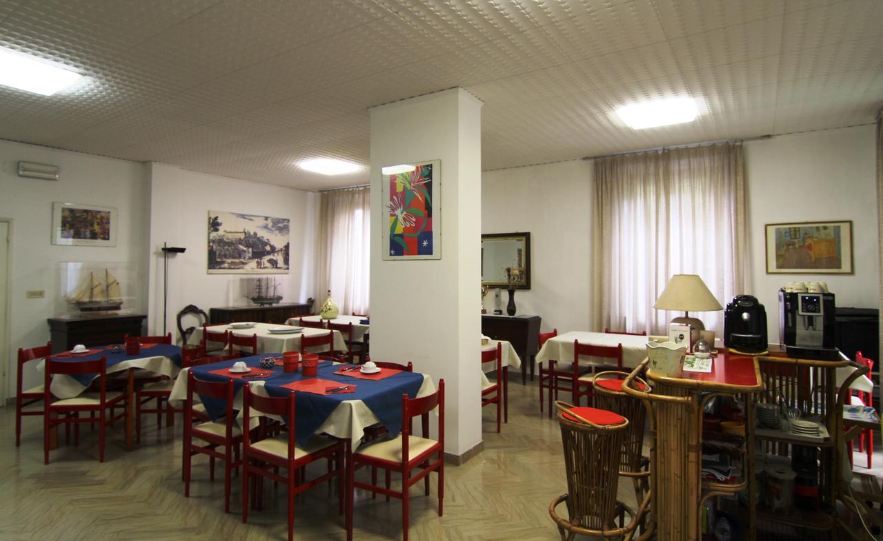 Hotel Garni Picnic Riccione Eksteriør bilde