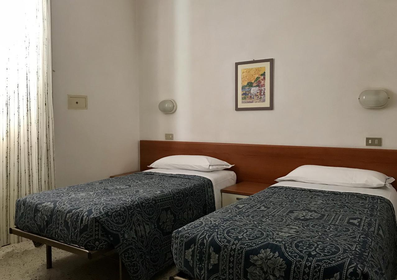 Hotel Garni Picnic Riccione Eksteriør bilde
