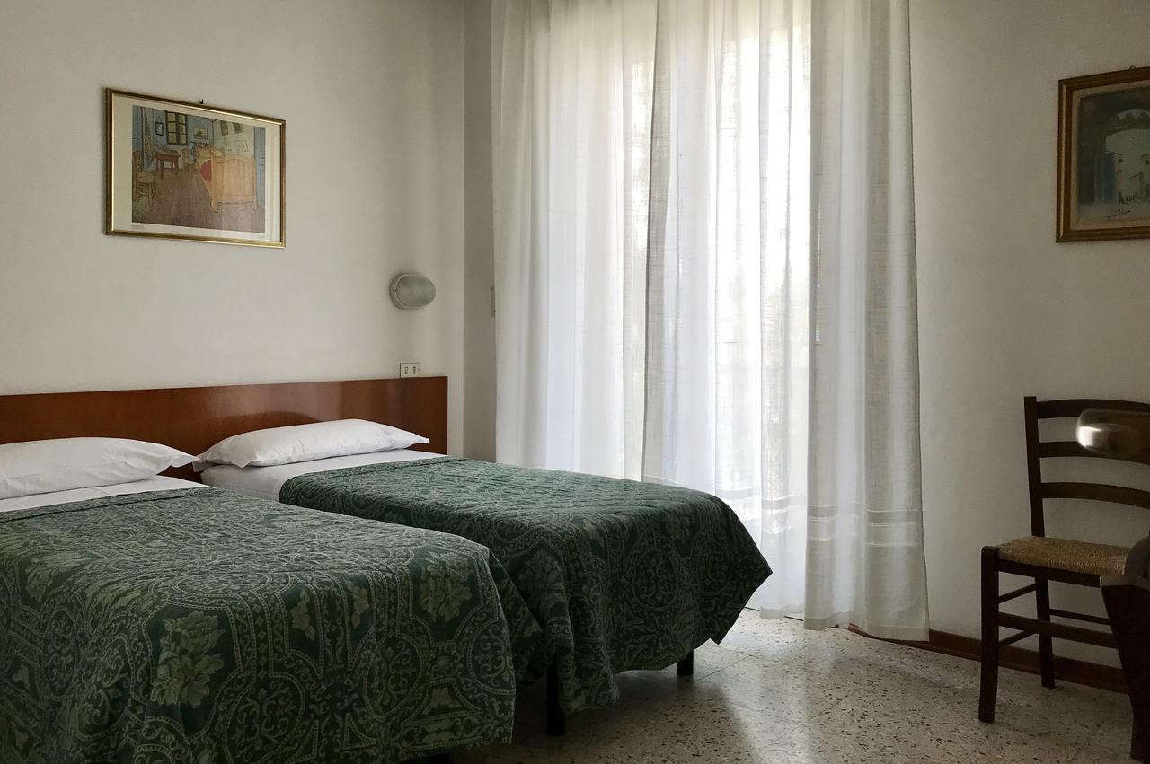 Hotel Garni Picnic Riccione Eksteriør bilde